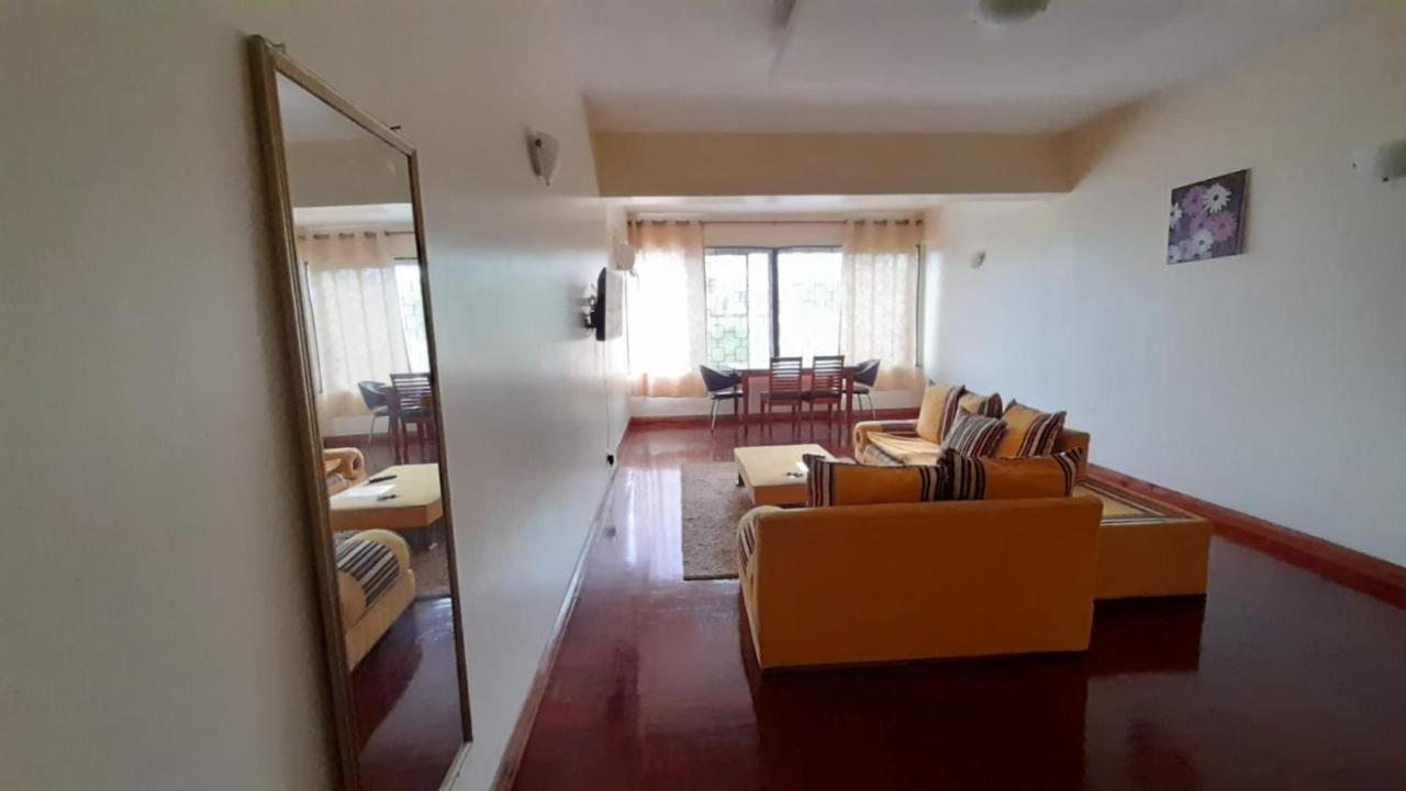 Ary Homestay Nyali- A Walk Away From City Mall Mombasa Eksteriør billede