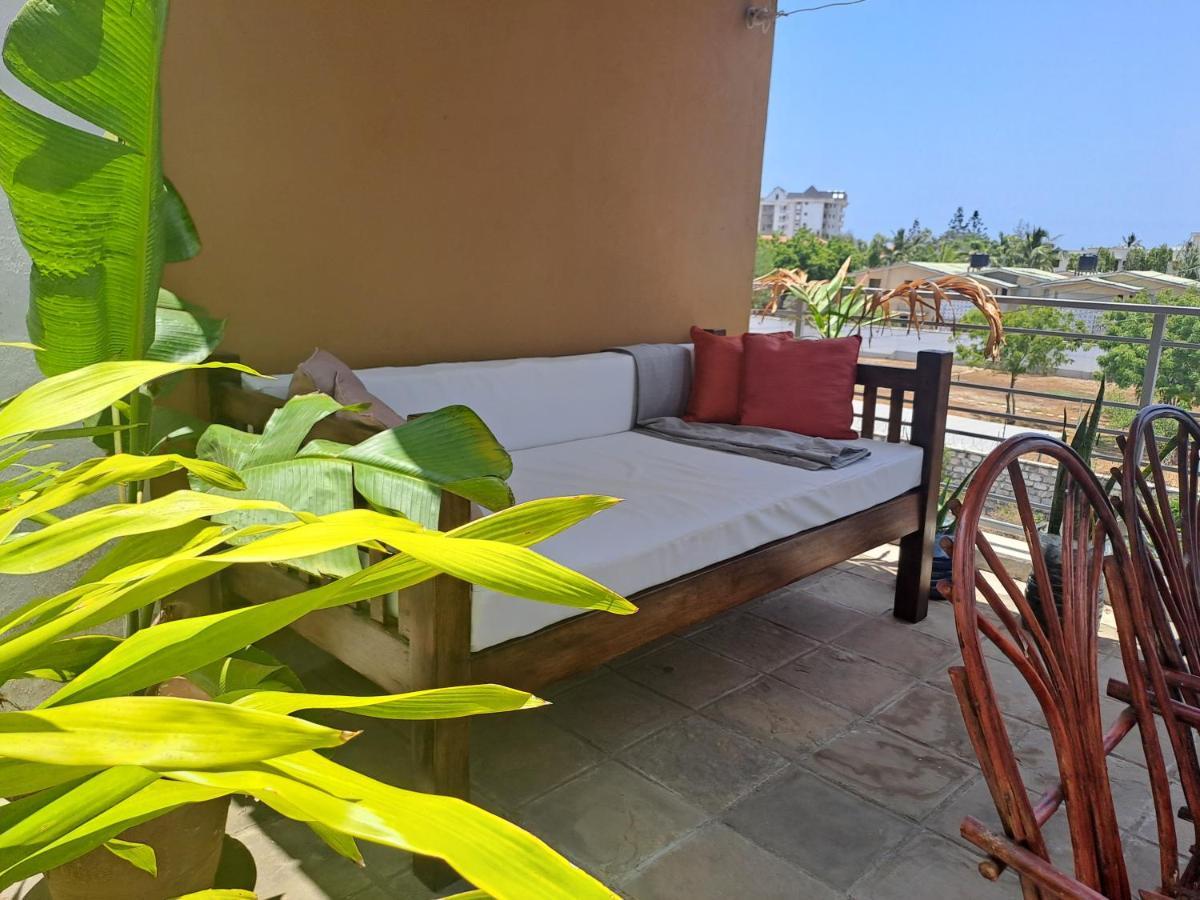 Ary Homestay Nyali- A Walk Away From City Mall Mombasa Eksteriør billede