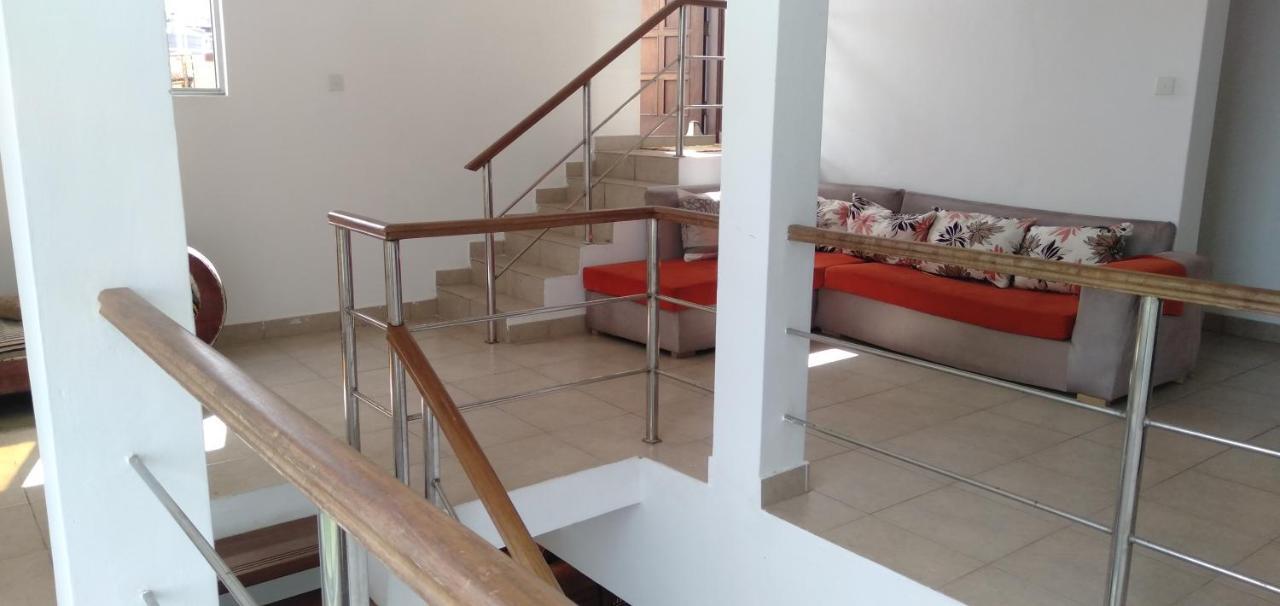 Ary Homestay Nyali- A Walk Away From City Mall Mombasa Eksteriør billede